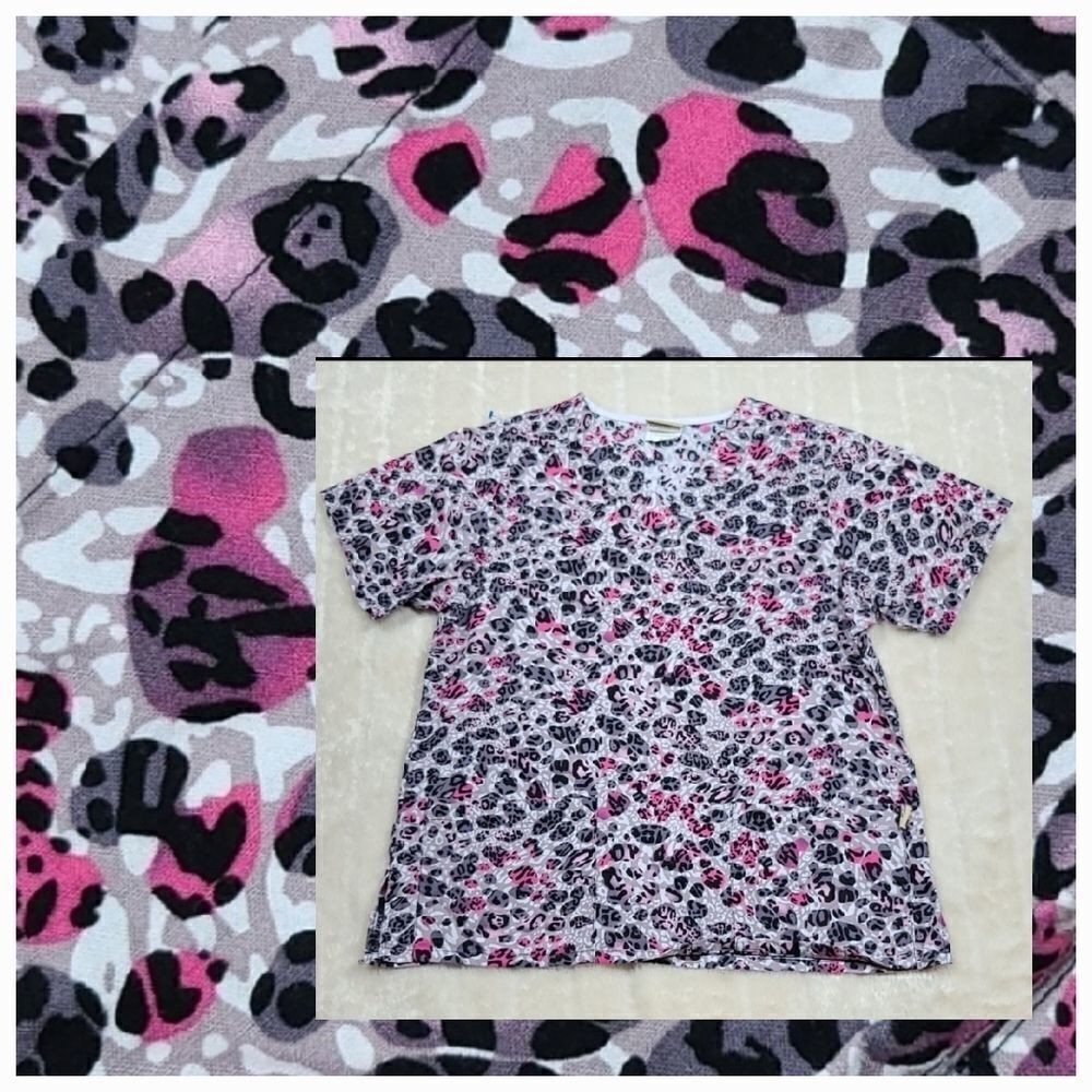 Tafford Pink Cheetah Print Scrub Top – XS Comfy Bold Nursewear Fun Animal Print